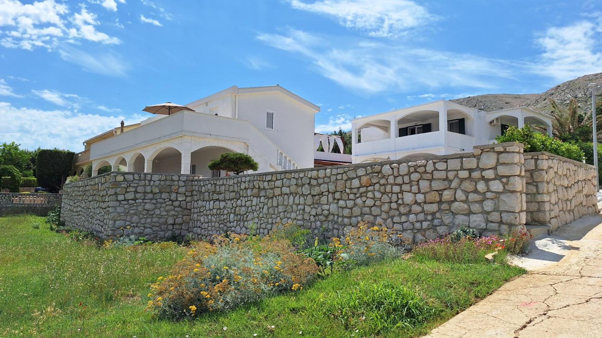 Sunny Bi-Pi Apartment Pag Town Exterior foto