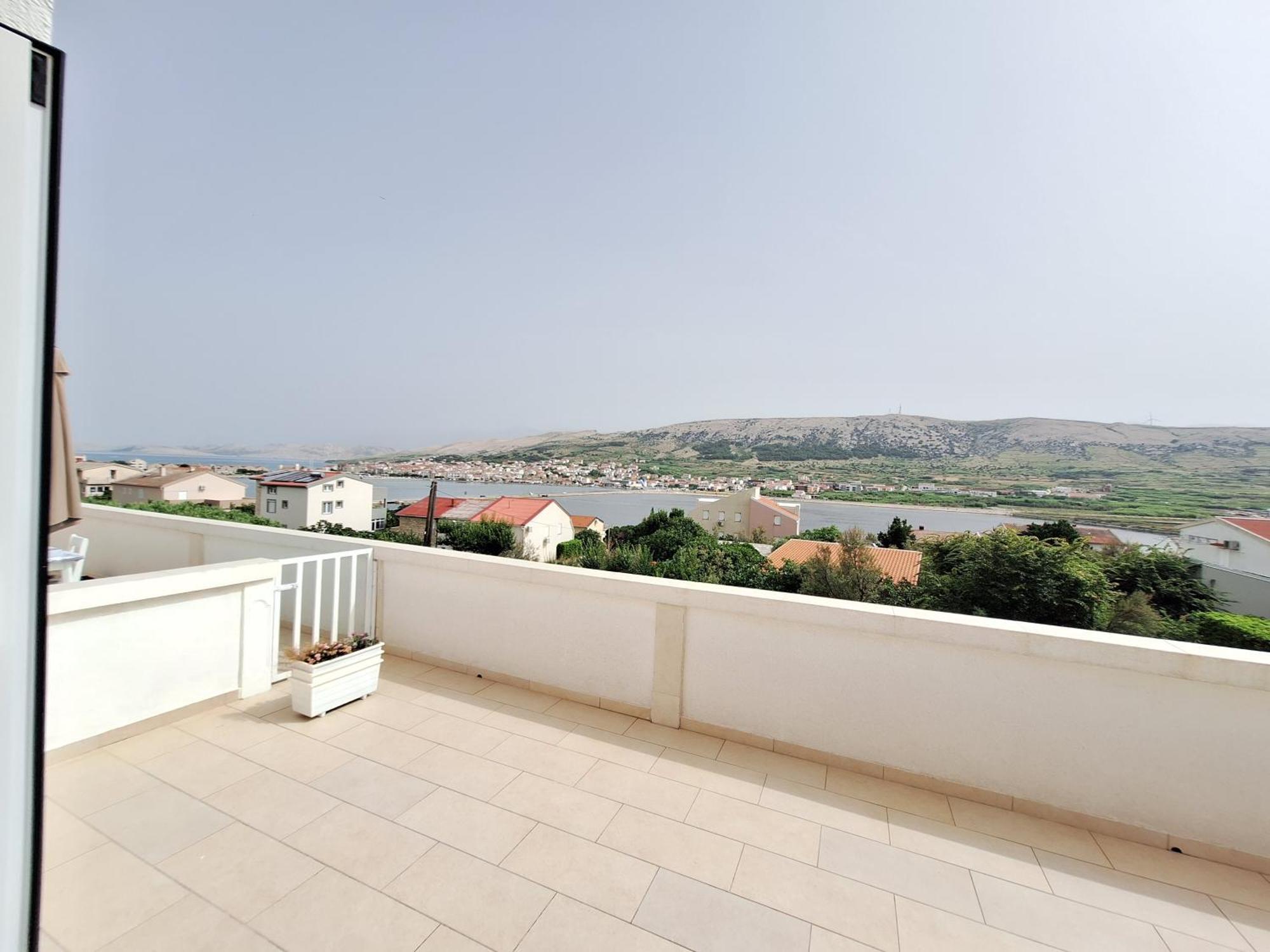 Sunny Bi-Pi Apartment Pag Town Exterior foto